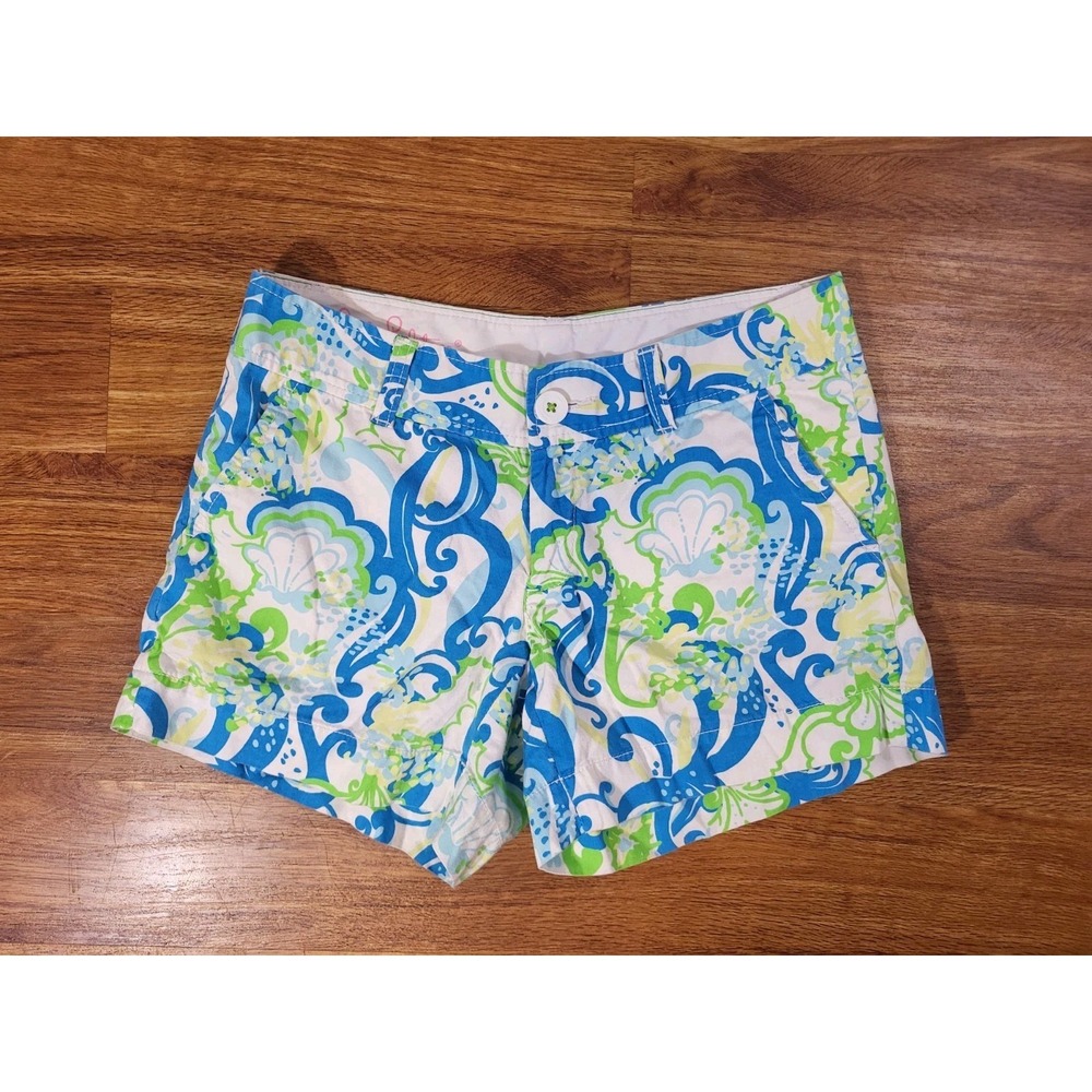 Lilly Pulitzer Callahan Shorts in Resort White Crystal Coast - size 2